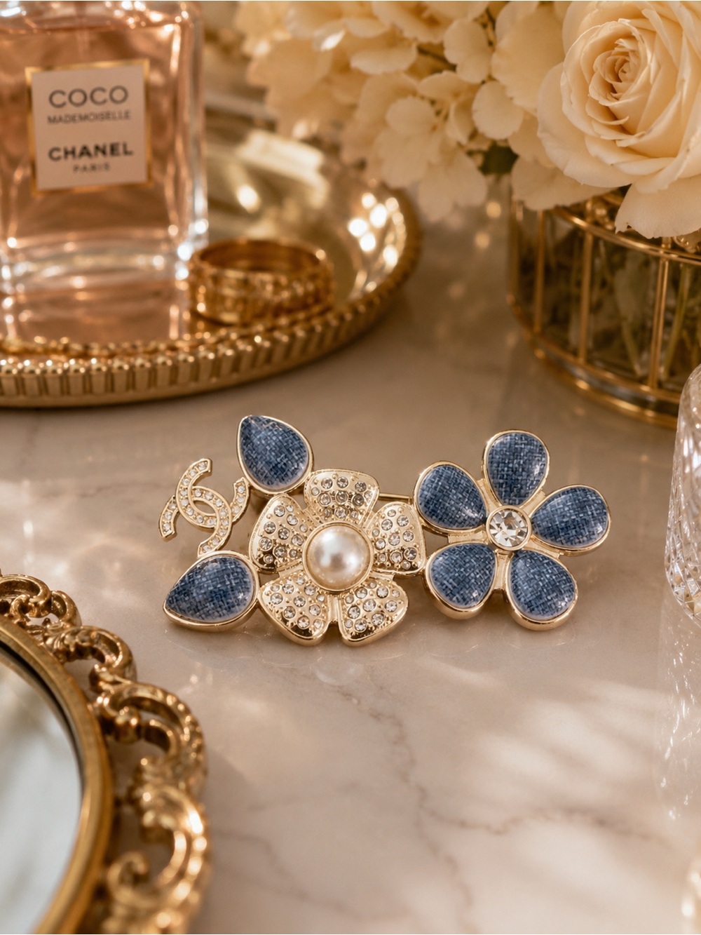 ✨ New Gold-Tone Blue Floral Statement Brooch